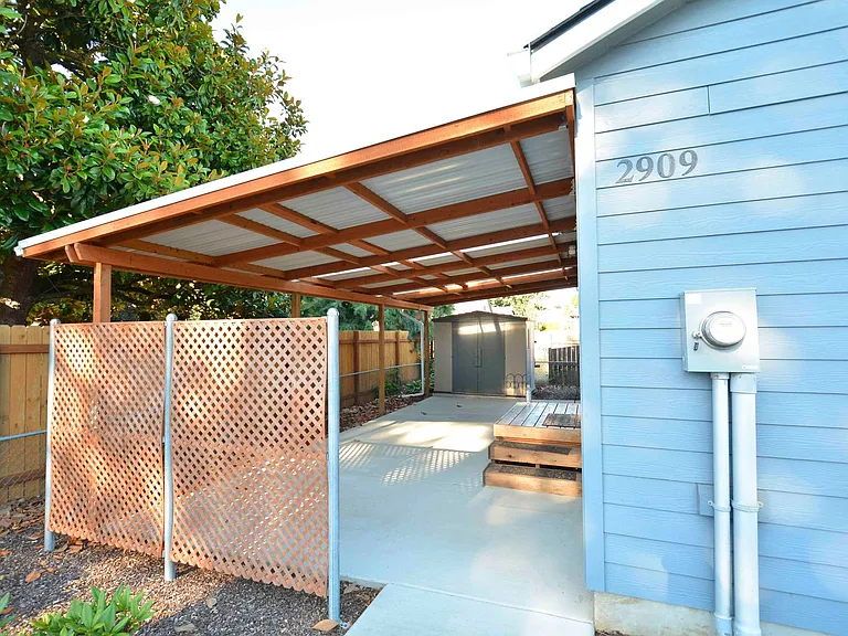 2911 NE 124th Ave — Photo 30