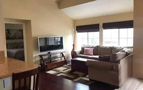 1235 Aguirre Dr — Photo 5
