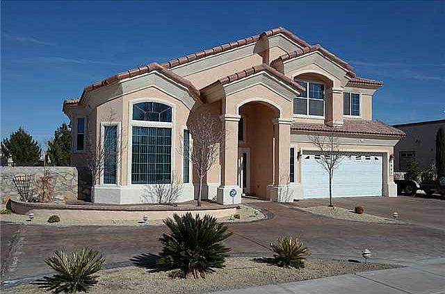 1st image of 1047 Los Moros Dr