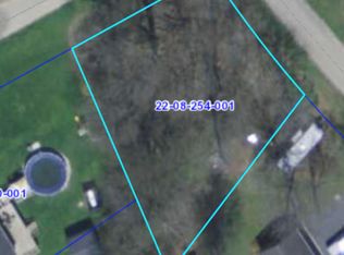 415 Saint Francis Dr, Dixon, IL 61021