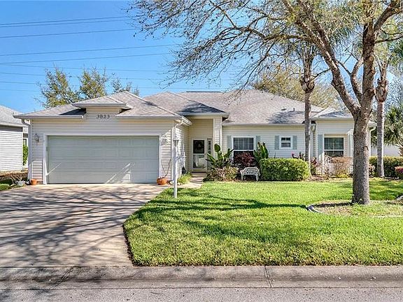 2nd image of 3823 Manor Oaks Ct
