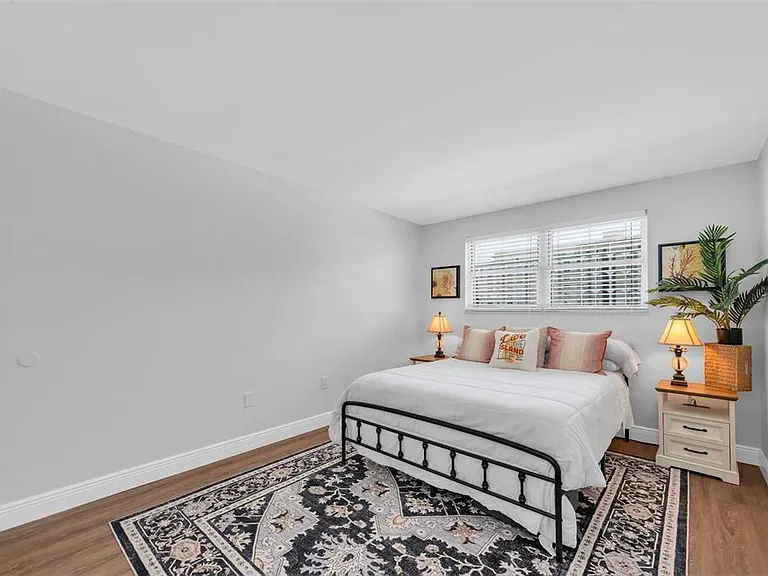 6025 Shore Blvd S #405 — Photo 16