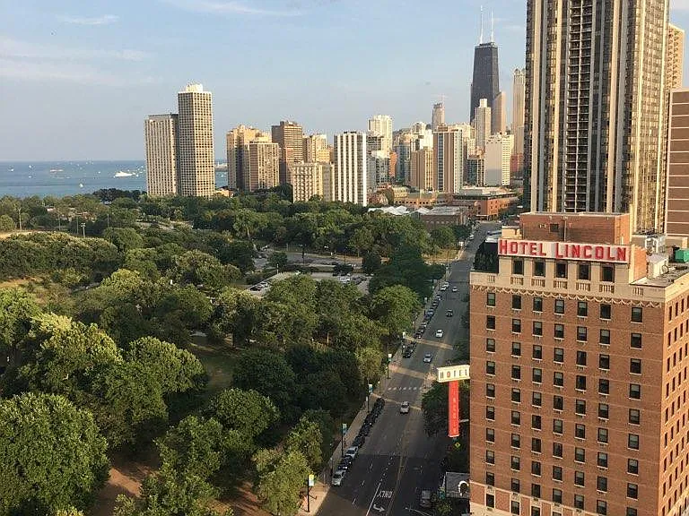 1850 N Clark St #2207 — Photo 4