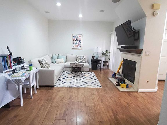 4th image of 5780 Freebird Ln Unit 106