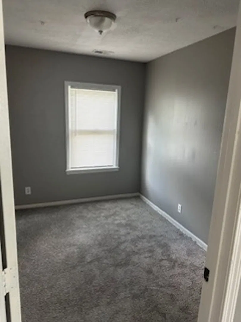 Beautifully Remolded 2 Bedroom 1 Bath in Waldo — Photo 4