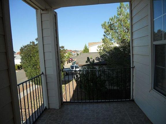 2nd image of 11940 Arrow Knoll Cir