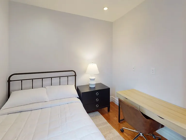 18 Avenue A #4H — Photo 9