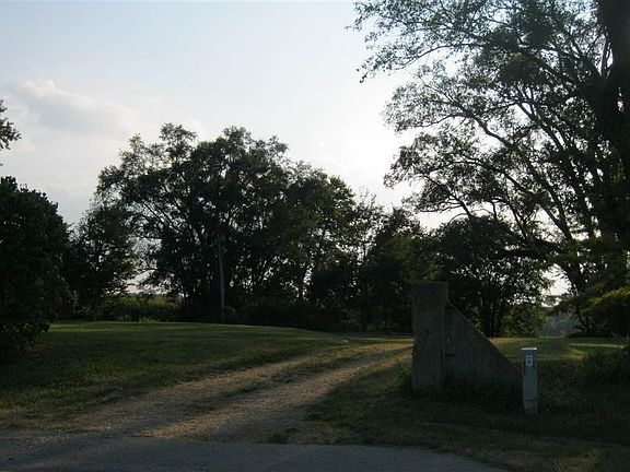 4th image of 7767 S State Road 103