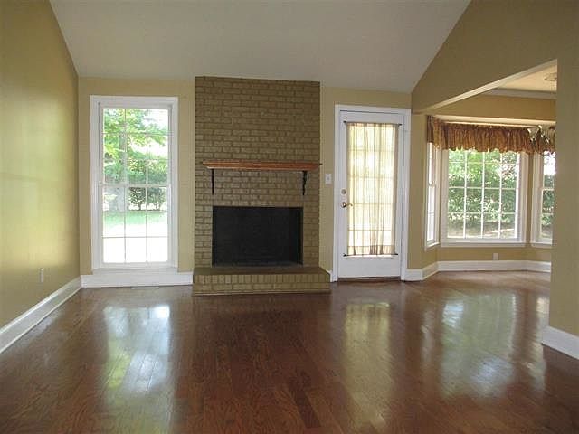2nd image of 1859 Sardis Dr