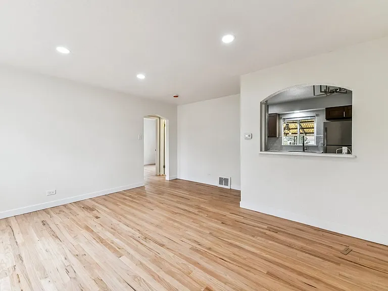 1325 Lansing St — Photo 12