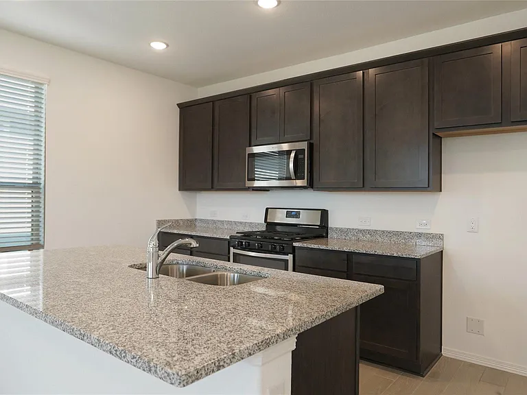 25810 Northpark Pine Dr — Photo 17