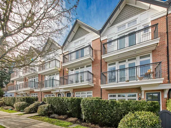 5655 Chaffey Ave #17, Burnaby, BC V5H 2S1