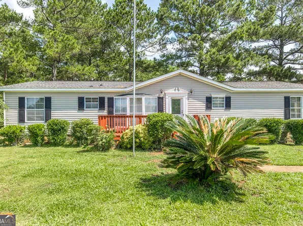 100 Coventry Manor Ct, Byron, GA 31008