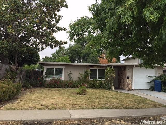 1st image of 8 Wightman Ct