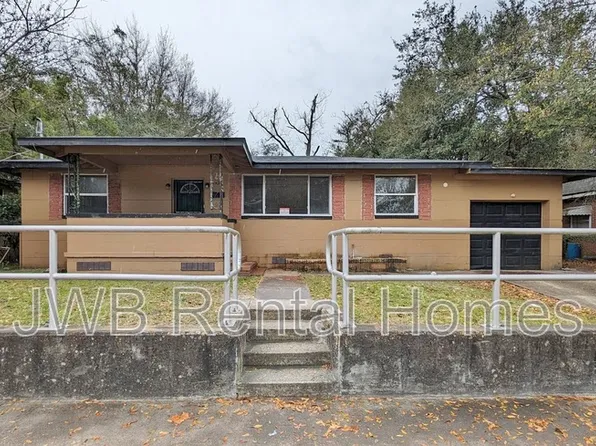 1864 W 13th St, Jacksonville, FL 32209