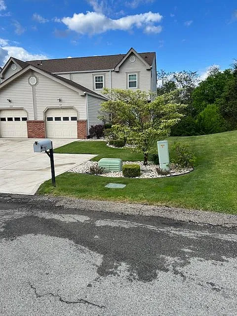 Building Photo - 115 Villa Dr