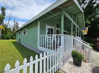 10796 Russell Rd, Bokeelia, FL 33922