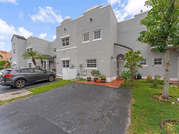 2nd image of 12427 NW 7th Ln
