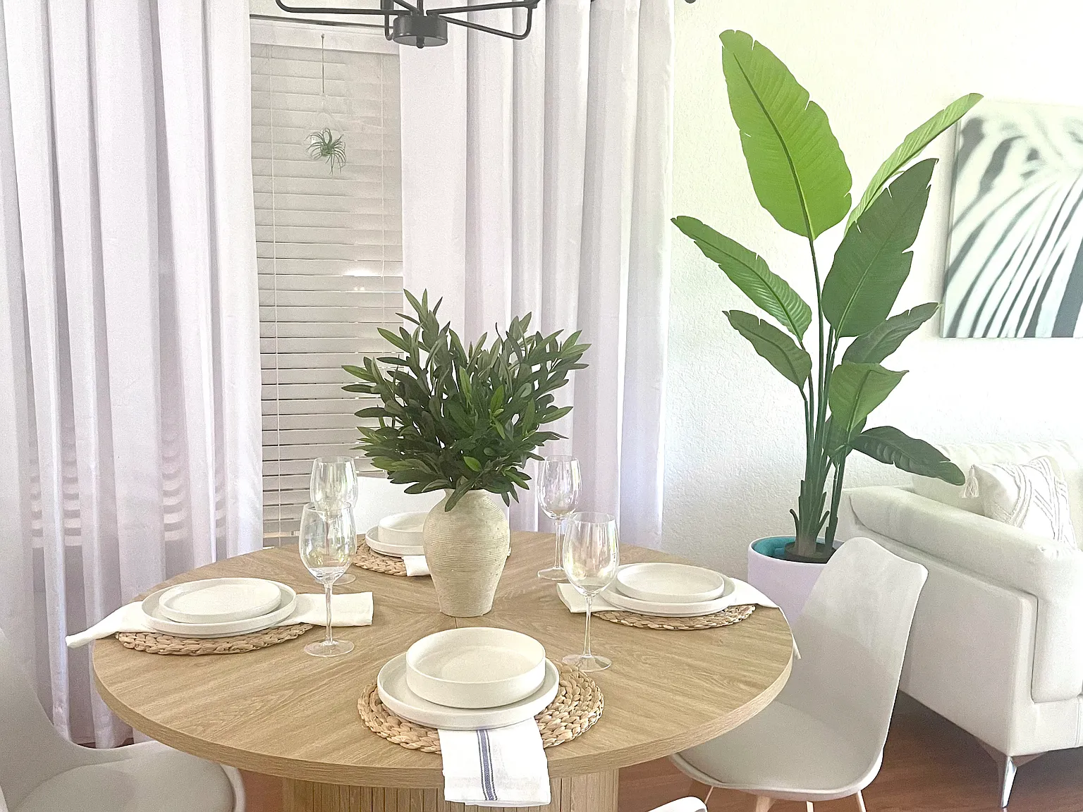 2 bed, 2.5 bath, 1181 sqft, $1,850 — Photo 3