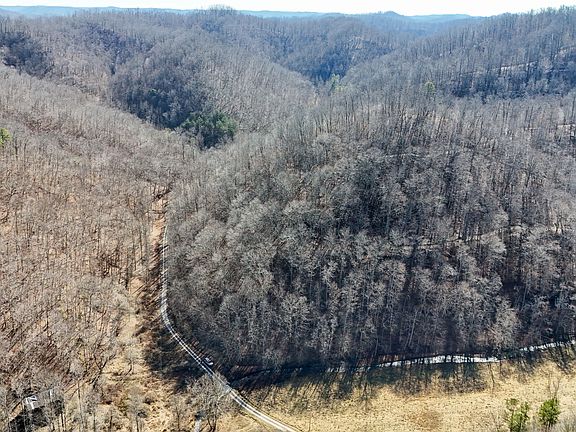 2nd image of 9999 Turkey Hollow Rd