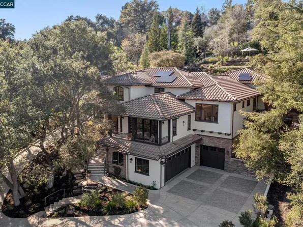 1121 Rahara Dr, Lafayette, CA 94549