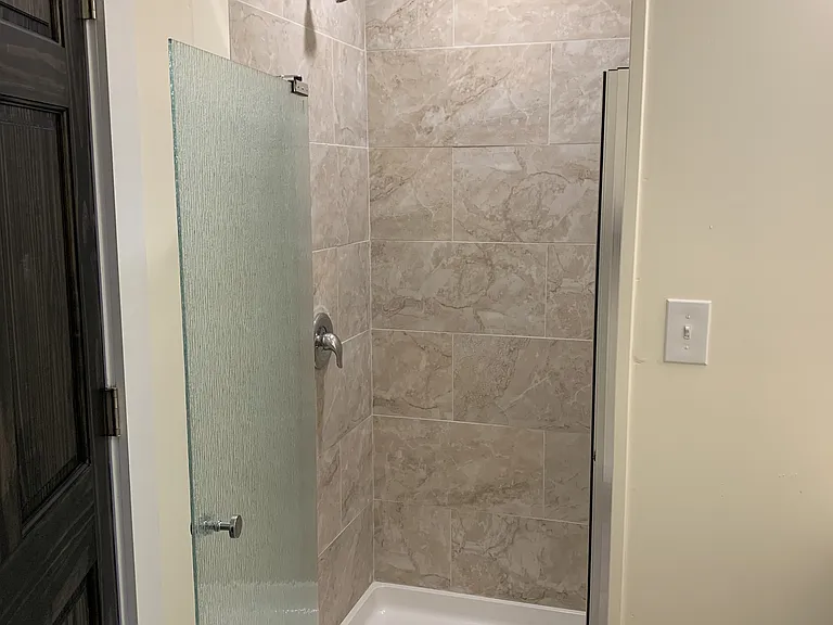 833 N Market St #302 — Photo 9