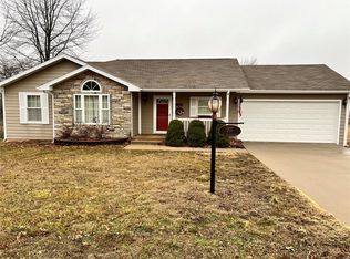 207 E Washington Ave, Richland, MO 65556