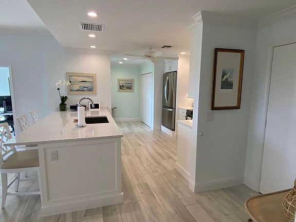 5th image of 1660 Twelve Oaks Way APT 304