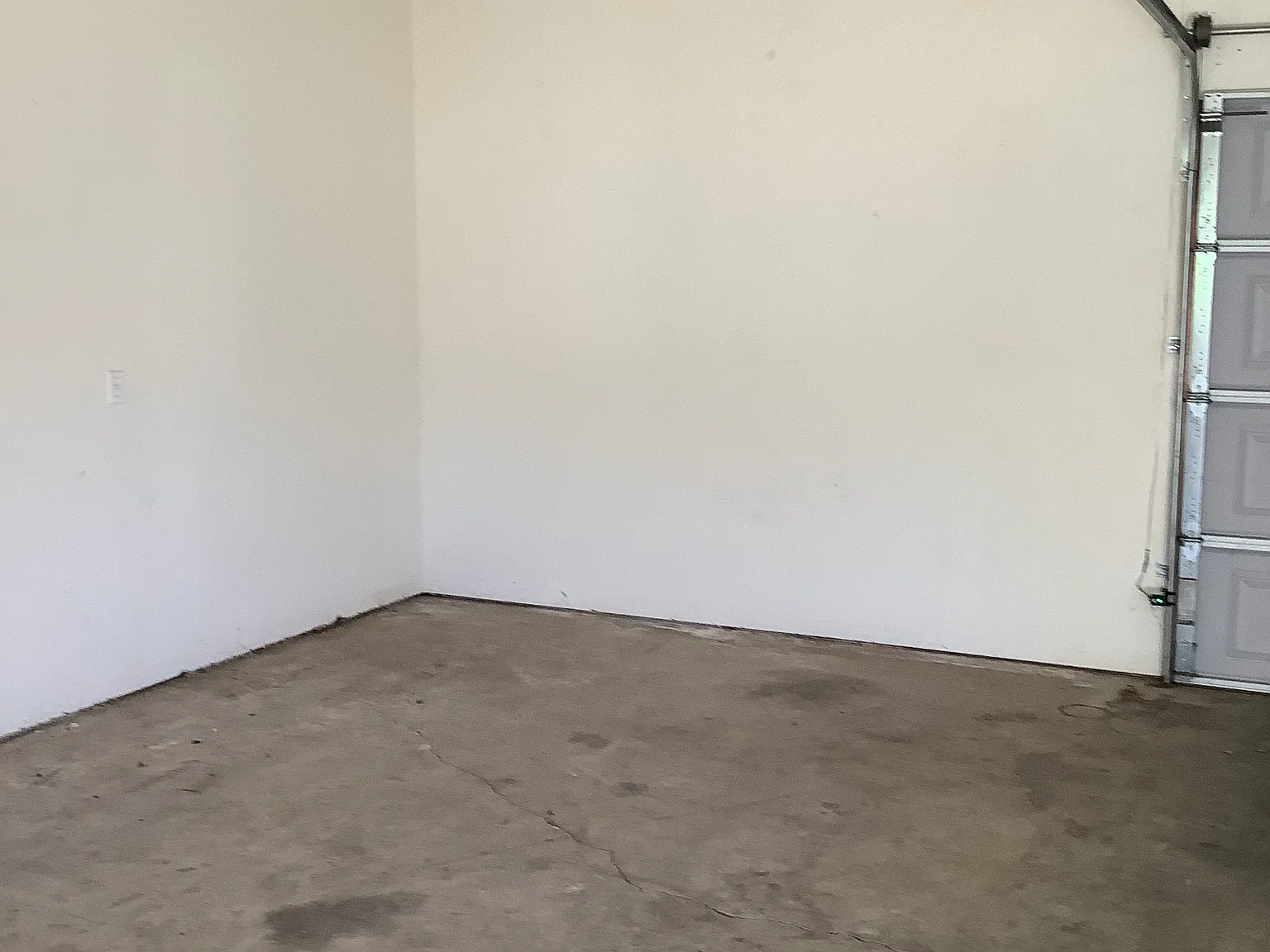4 bed, 1633 sqft, $1,773 — Photo 4