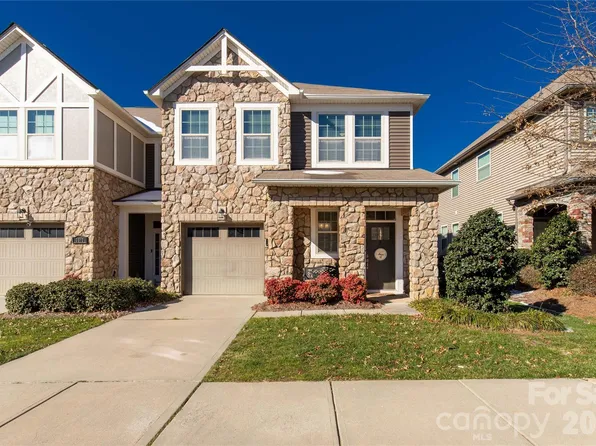 5519 Trieg Dr, Charlotte, NC 28278