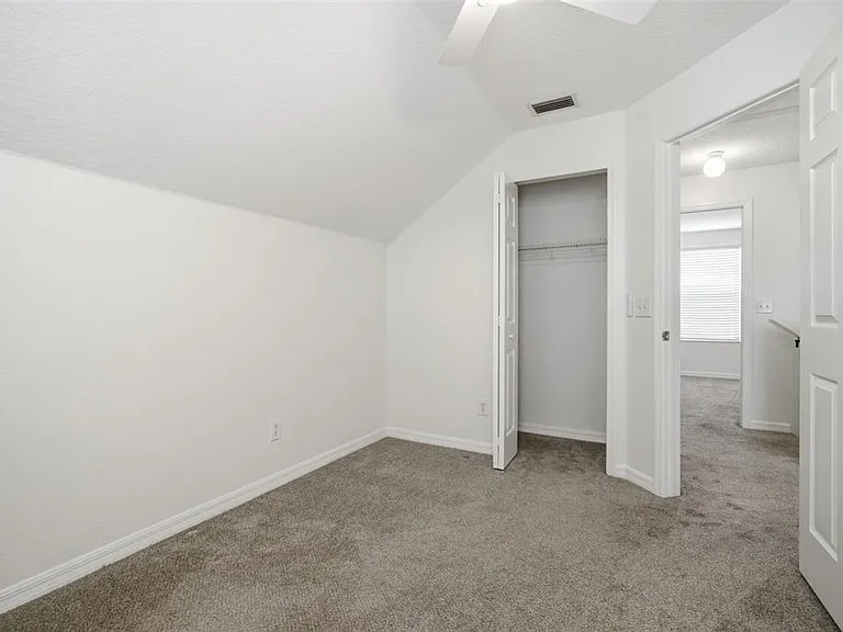 10604 Lakeside Vista Dr — Photo 38