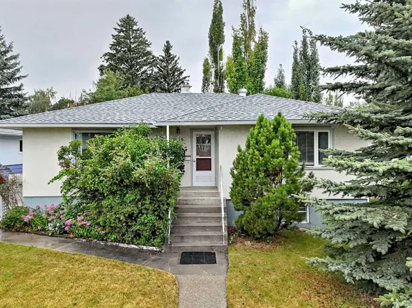 1315 E 19th St NW, Calgary, AB T2N 2K1