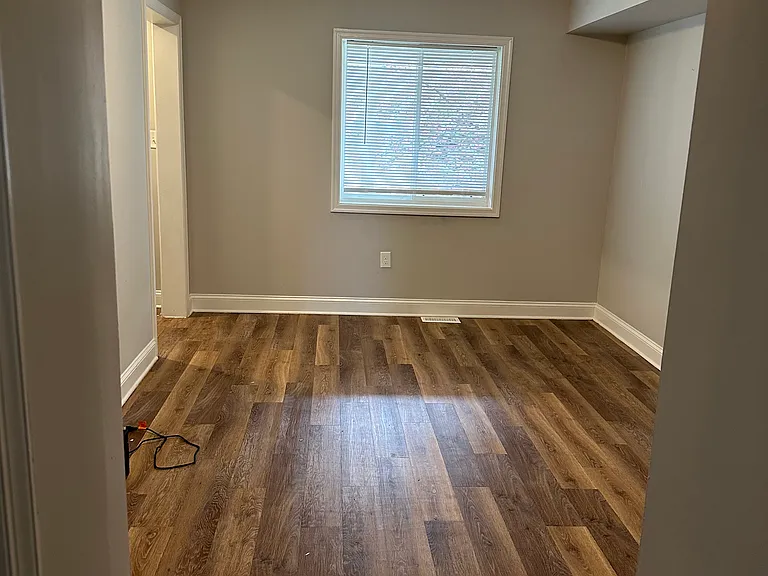 812 Jack St — Photo 5