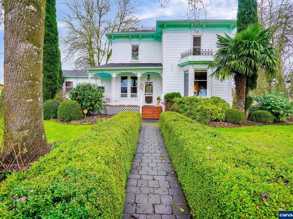 245 N 3rd St, Jefferson, OR 97352