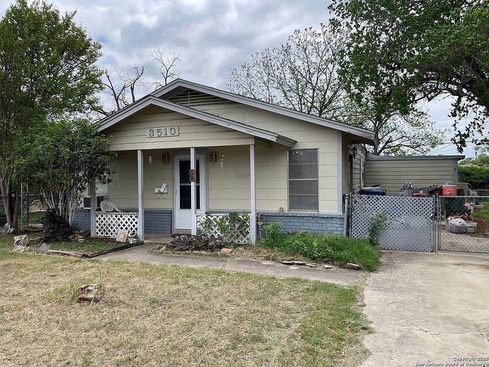 1st image of 3510 Woodville Dr