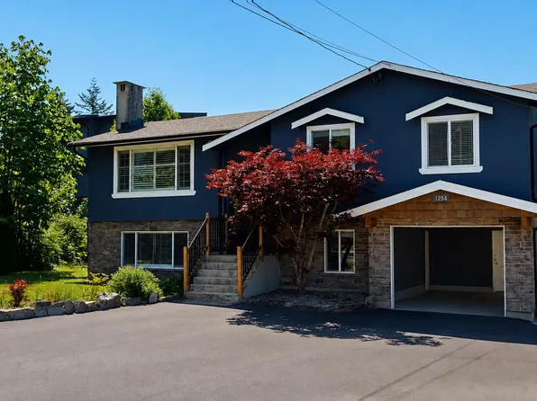 1254 Depot Rd W, Squamish, BC V0N 1H0