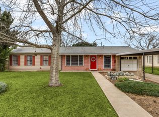 432 Wallace St, Seguin, TX 78155