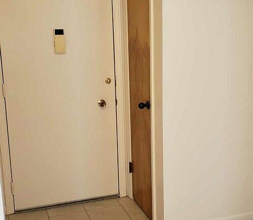 5th image of 3139 Davenport Ave #11