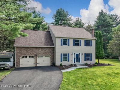 212 Hamilton Rd, Stroudsburg, PA, 18360