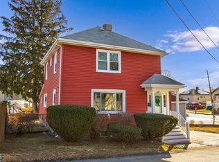 29 Lake View Pl, Lynn, MA 01904