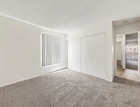 3rd image of 5252 Bishop St APT 8
