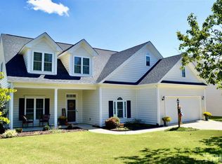 2044 Weaverline Dr, Fuquay Varina, NC 27526