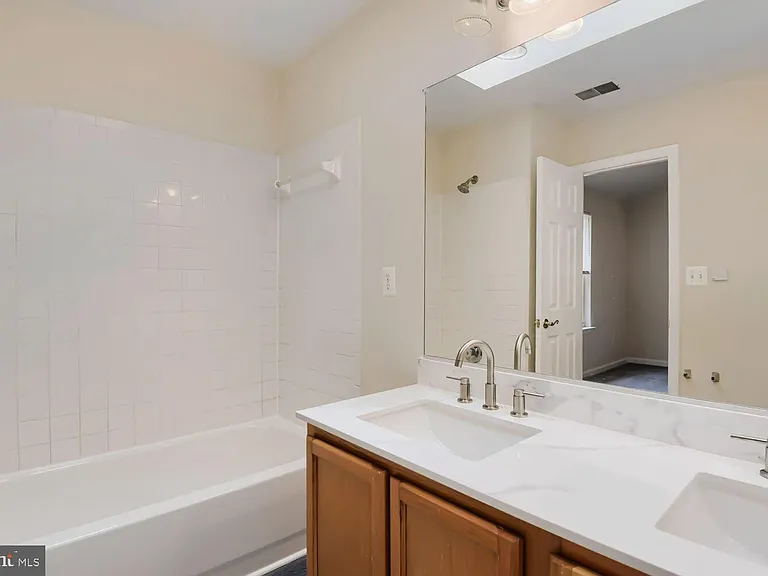 3971 Red Deer Cir — Photo 15