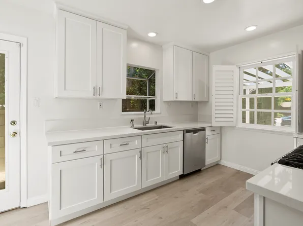 4132 Irving Pl, Culver City, CA 90232