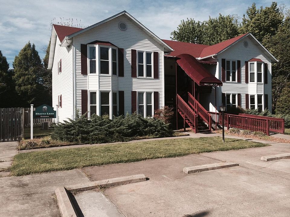 1st image of 1904 Sherri Ln APT D