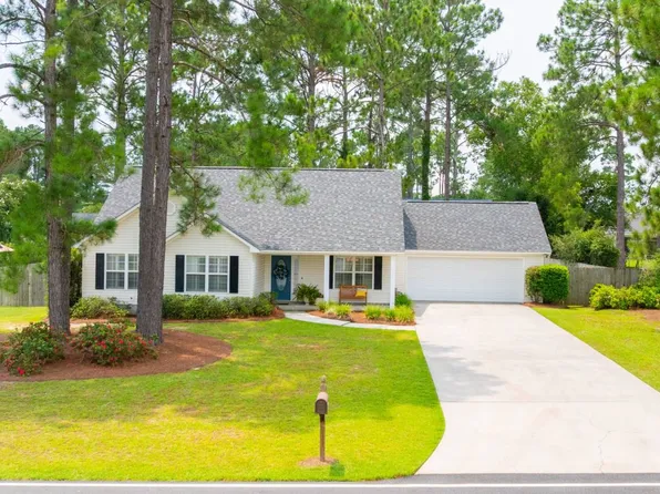 826 E 48th St, Tifton, GA 31794