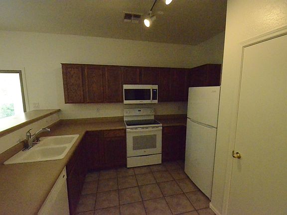 4th image of 7022 W Cesar St