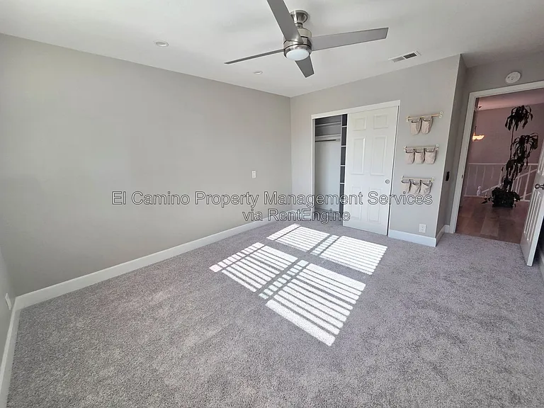 1728 Lake St — Photo 48