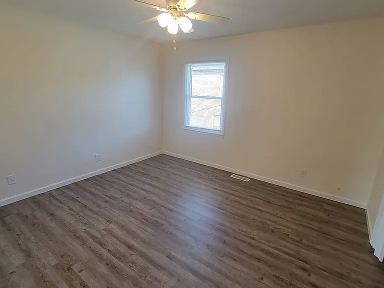1819 Stargazer Ave — Photo 8