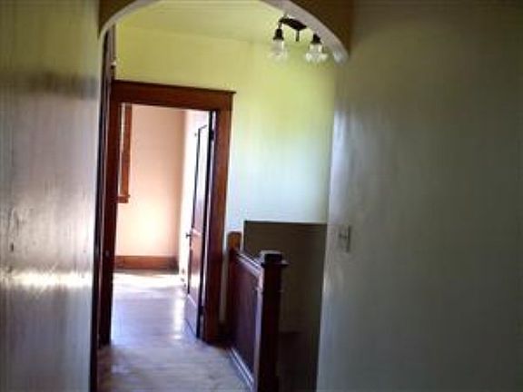 2nd image of 2618 Stanton Ave